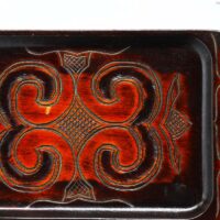 アイヌ文様の木彫り イタ