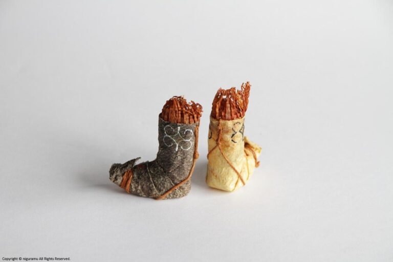 アイヌケリ（魚皮靴）
