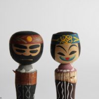 アイヌ夫婦　こけし