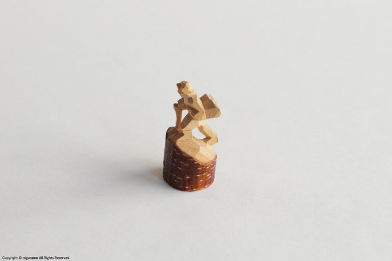 Climbing doll A (250824)