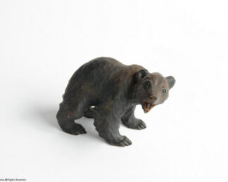 Kuma-bori, B (wooden bear carving)