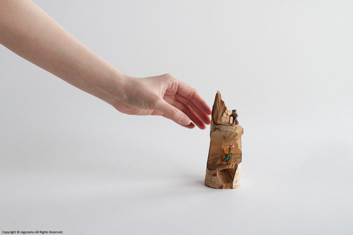 Two mountaineering dolls with mountains (colored) - Image 9